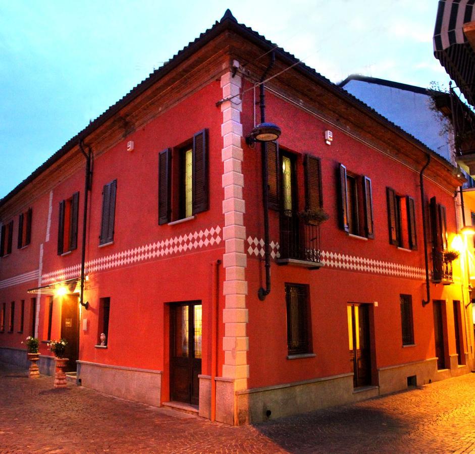 Casa Asso Di Coppe B&B Alba  Exteriör bild