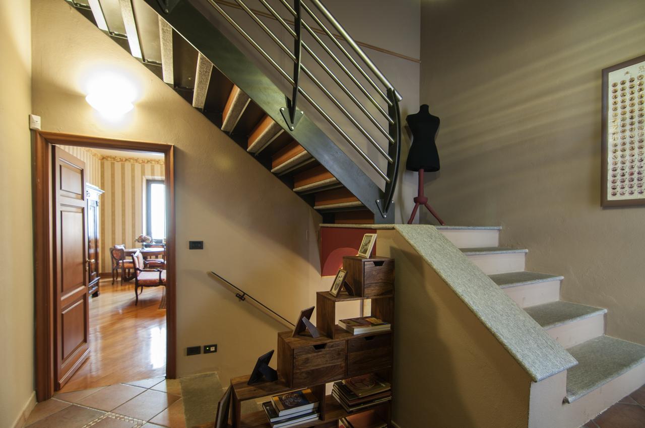 Casa Asso Di Coppe B&B Alba  Exteriör bild