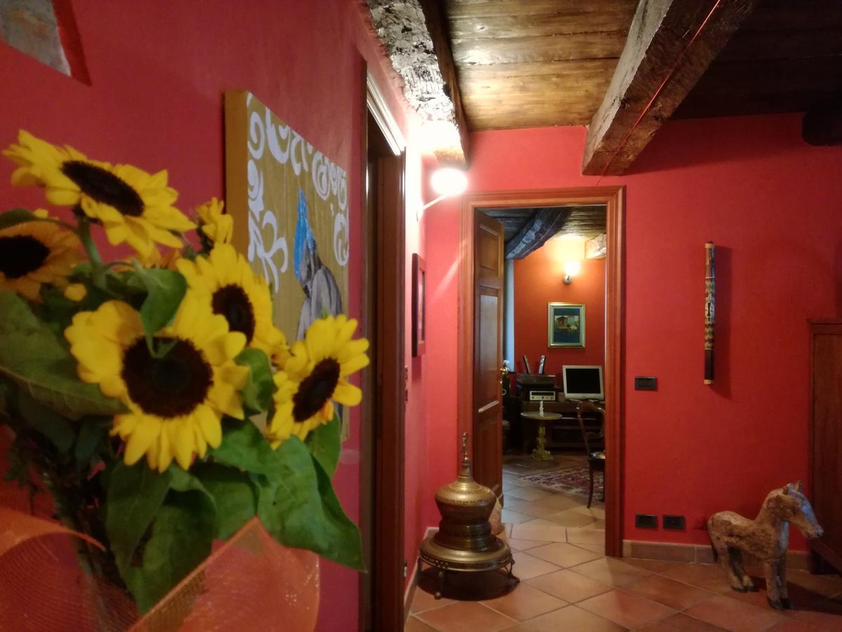 Casa Asso Di Coppe B&B Alba  Exteriör bild
